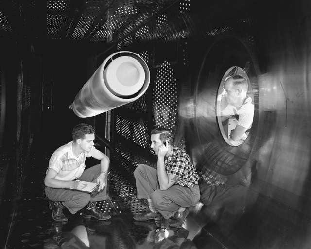 Space History Photo: Supersonic Wind Tunnel Test Section